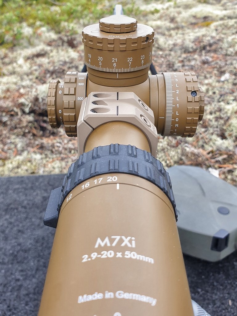 Steiner M7Xi 2.9-20x50 0.1mrad CW MSR2 black / coyote brown